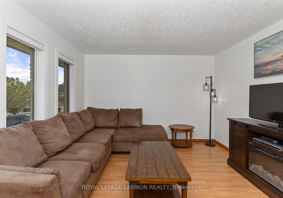 49-wasco-drive-thunder-bay-ontario-x13726956