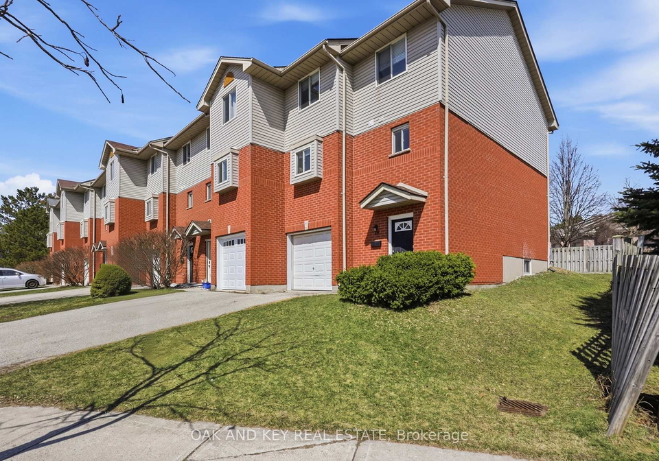 18-chapman-court-london-north-ontario-x13727010