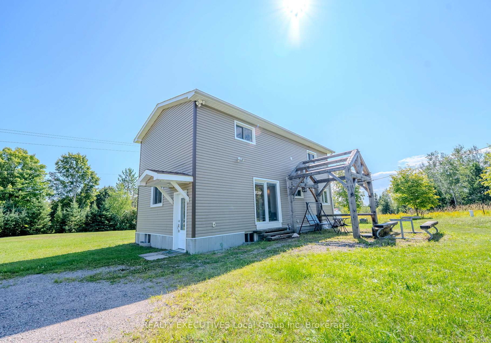 451-quae-quae-road-east-ferris-ontario-x13727056