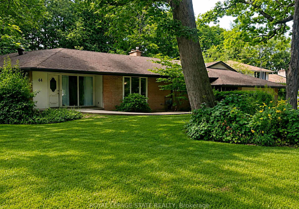 44-colquhoun-crescent-hamilton-ontario-x13727200