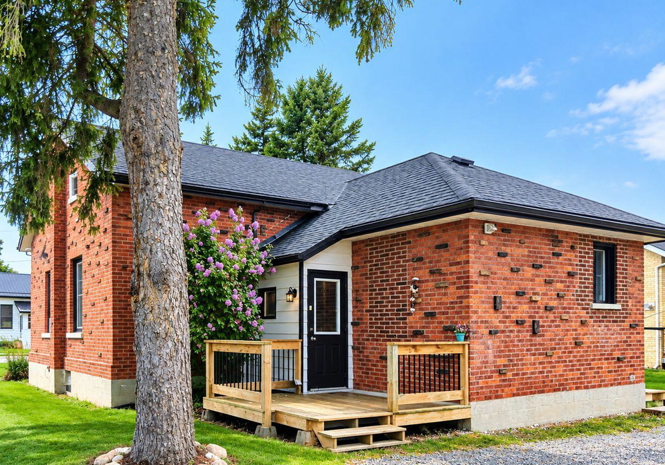 10-mary-street-brockton-ontario-x13727218