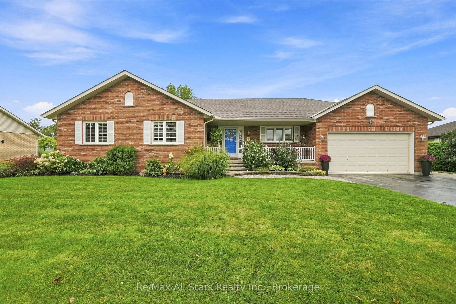 22-hallett-crescent-kawartha-lakes-ontario-x13727230