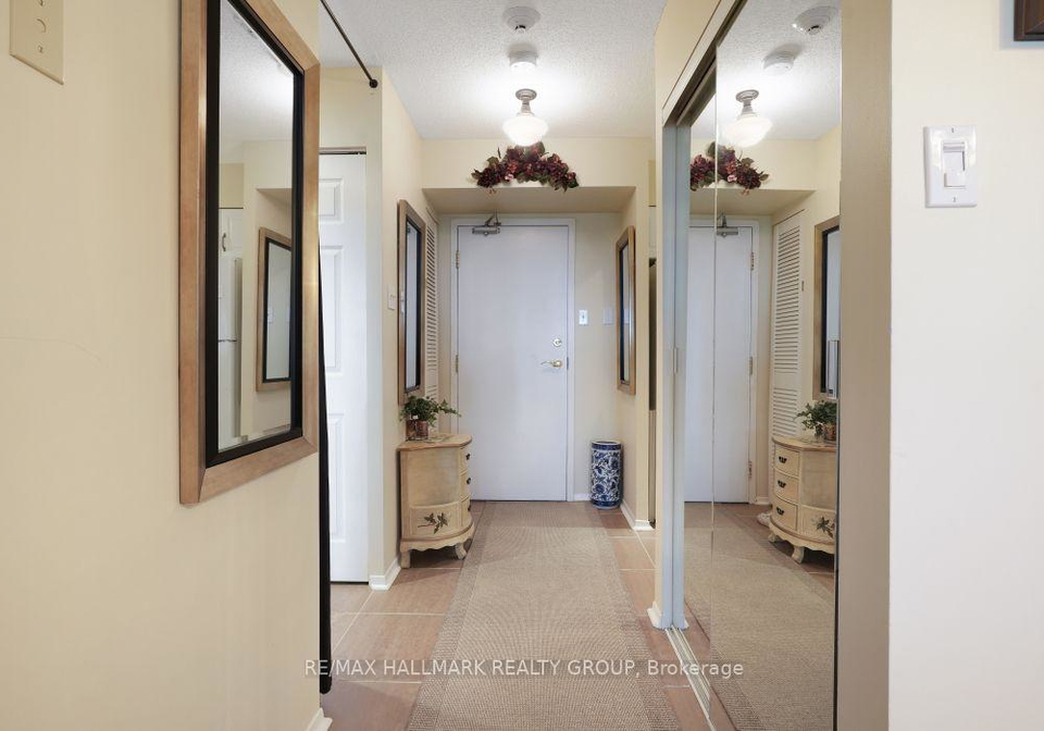 545-st-laurent-boulevard-ottawa-ontario-x13727366