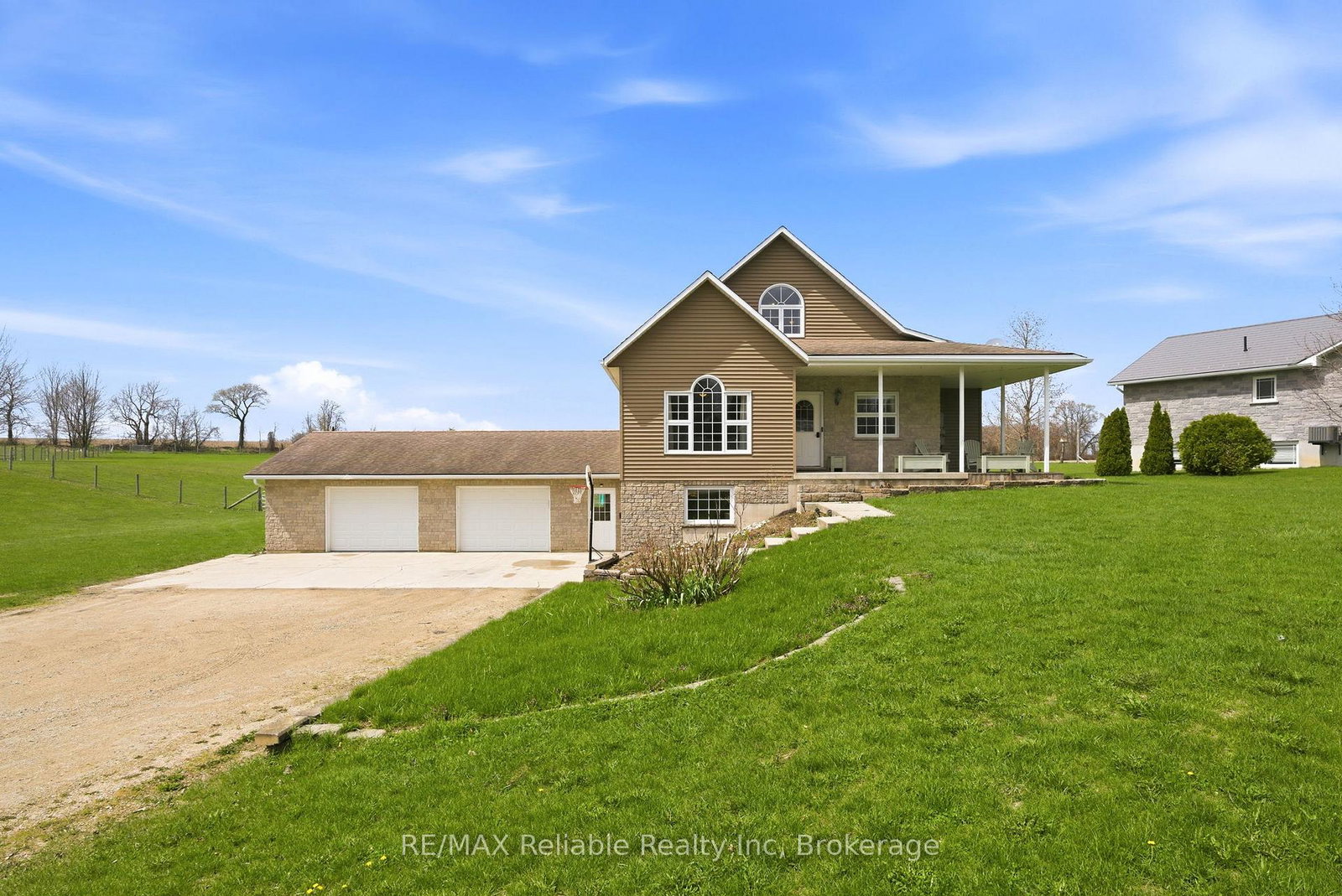 69-queen-street-morris-turnberry-ontario-x13727468