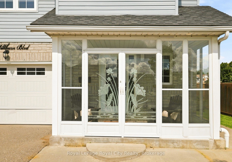 452-millburn-boulevard-centre-wellington-ontario-x13727472