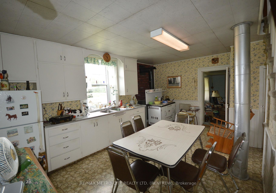 14308-b-highway-60-highway-killaloe-hagarty-and-richards-killaloe-hagarty-and-richards-ontario-x13727520