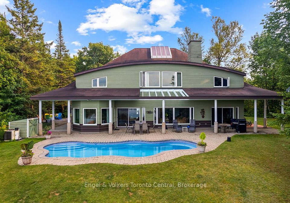 684131-sideroad-30-chatsworth-ontario-x13727562