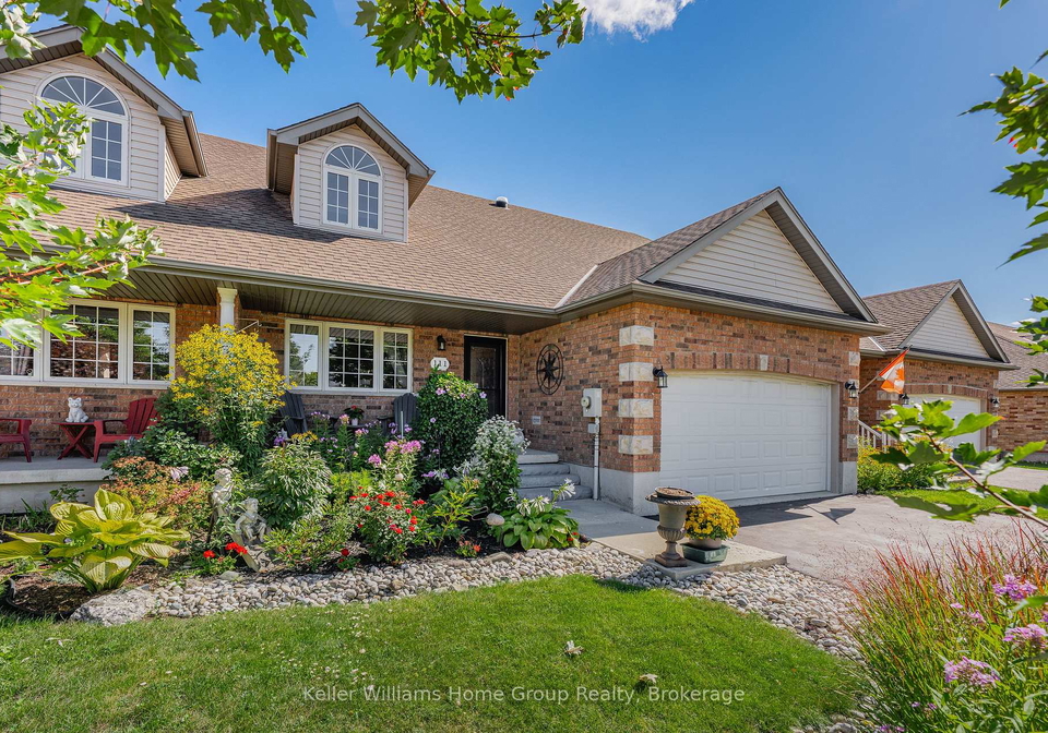 111-halls-drive-centre-wellington-ontario-x13727606