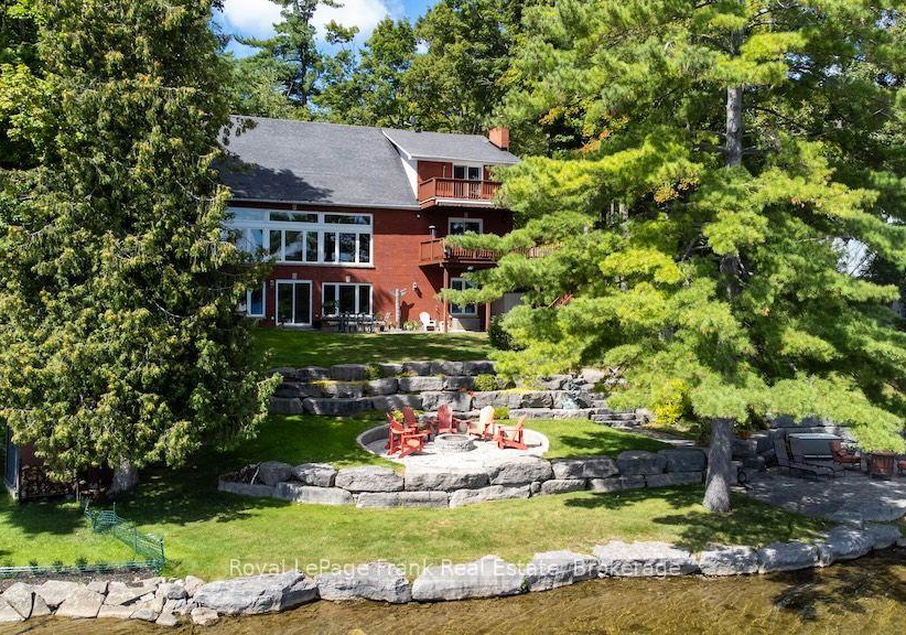 133-fire-route-37-trent-lakes-ontario-x13727686