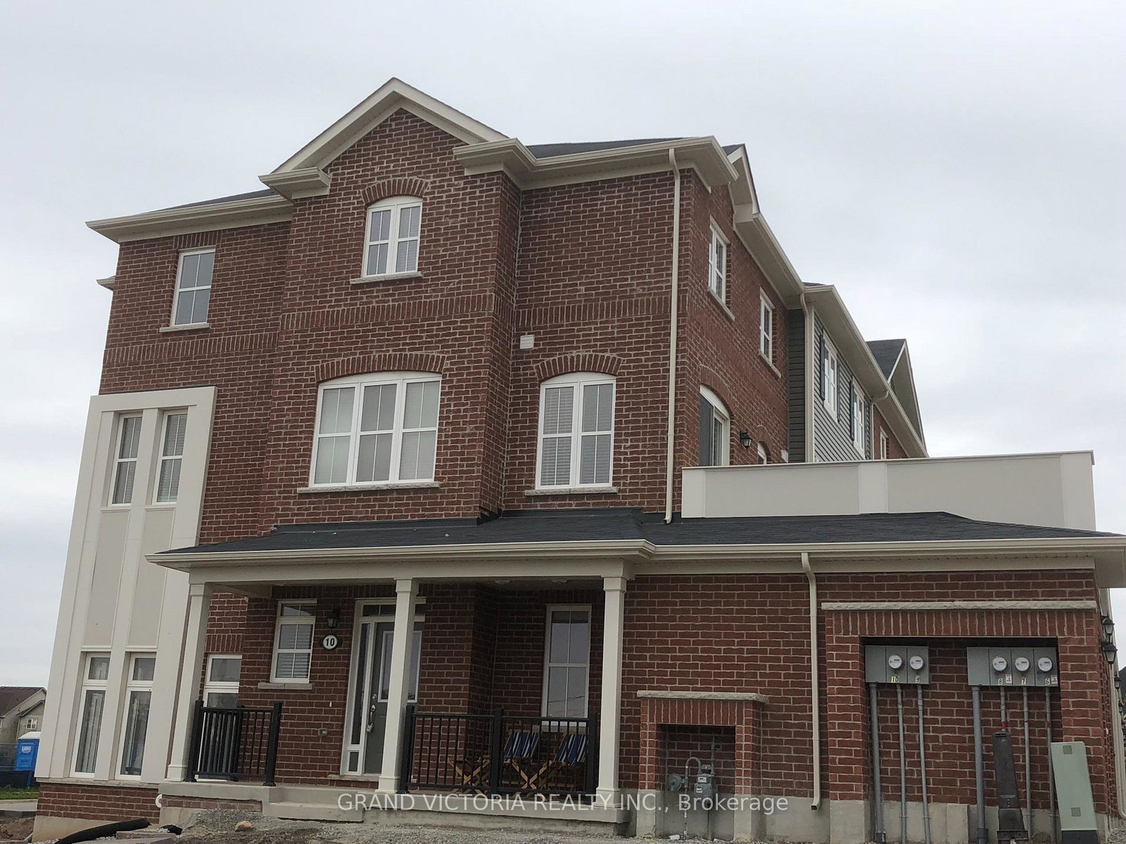 22-spring-creek-drive-hamilton-ontario-x13727698