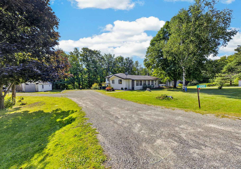 6900-perth-road-south-frontenac-ontario-x13727706