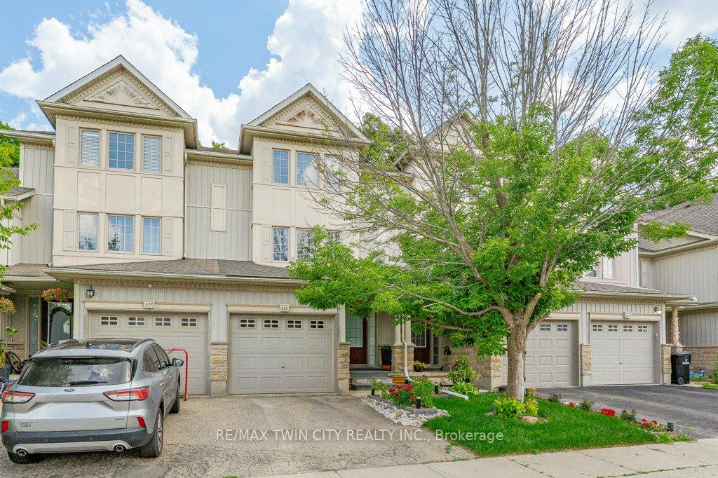 110-activa-avenue-kitchener-ontario-x13727926