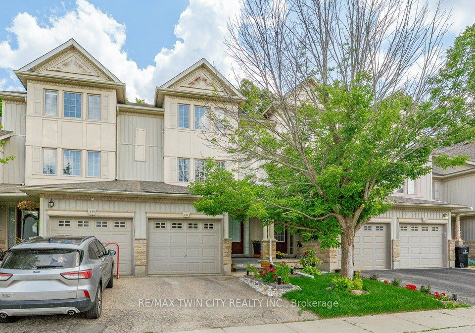 110-activa-avenue-kitchener-ontario-x13727926