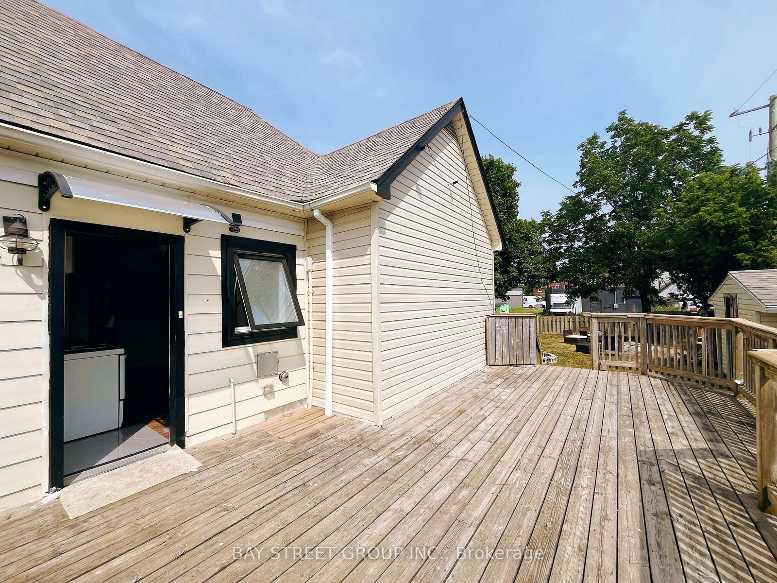 70-courtwright-street-fort-erie-ontario-x13727958