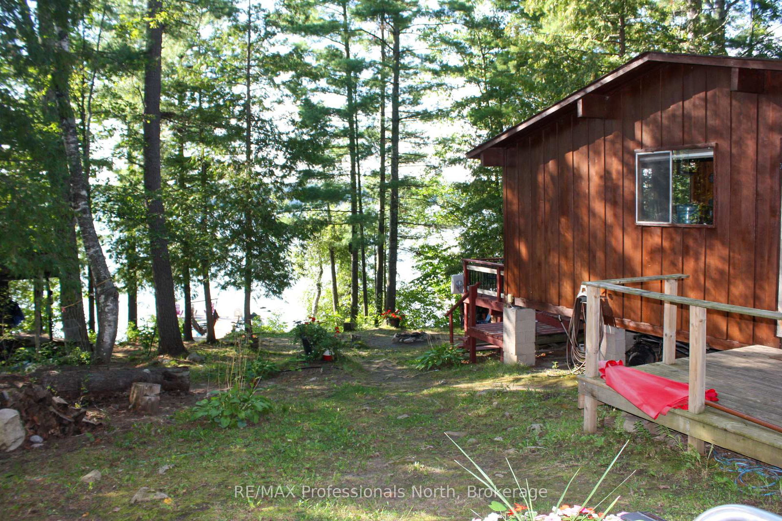 23-fire-route-35-trent-lakes-ontario-x13728050