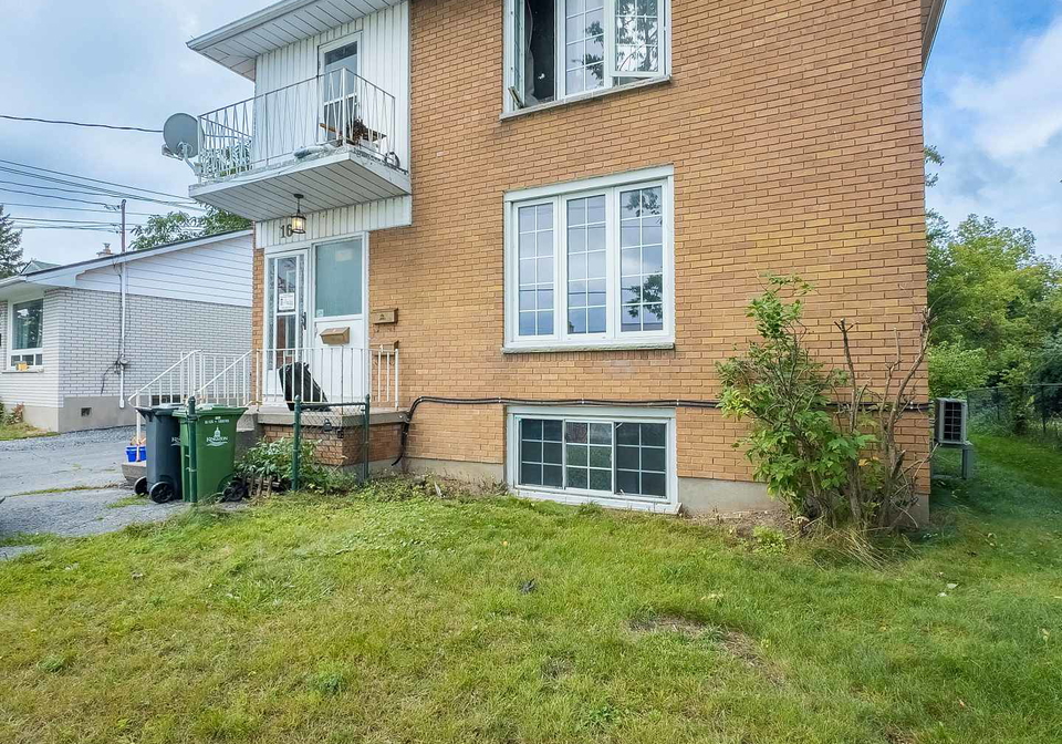 16-daly-street-kingston-ontario-x13728076