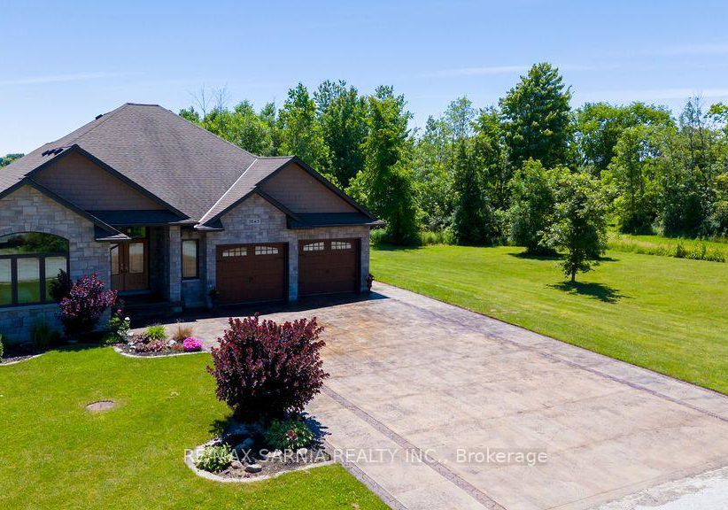 3849-ferne-avenue-plympton-wyoming-ontario-x13728122