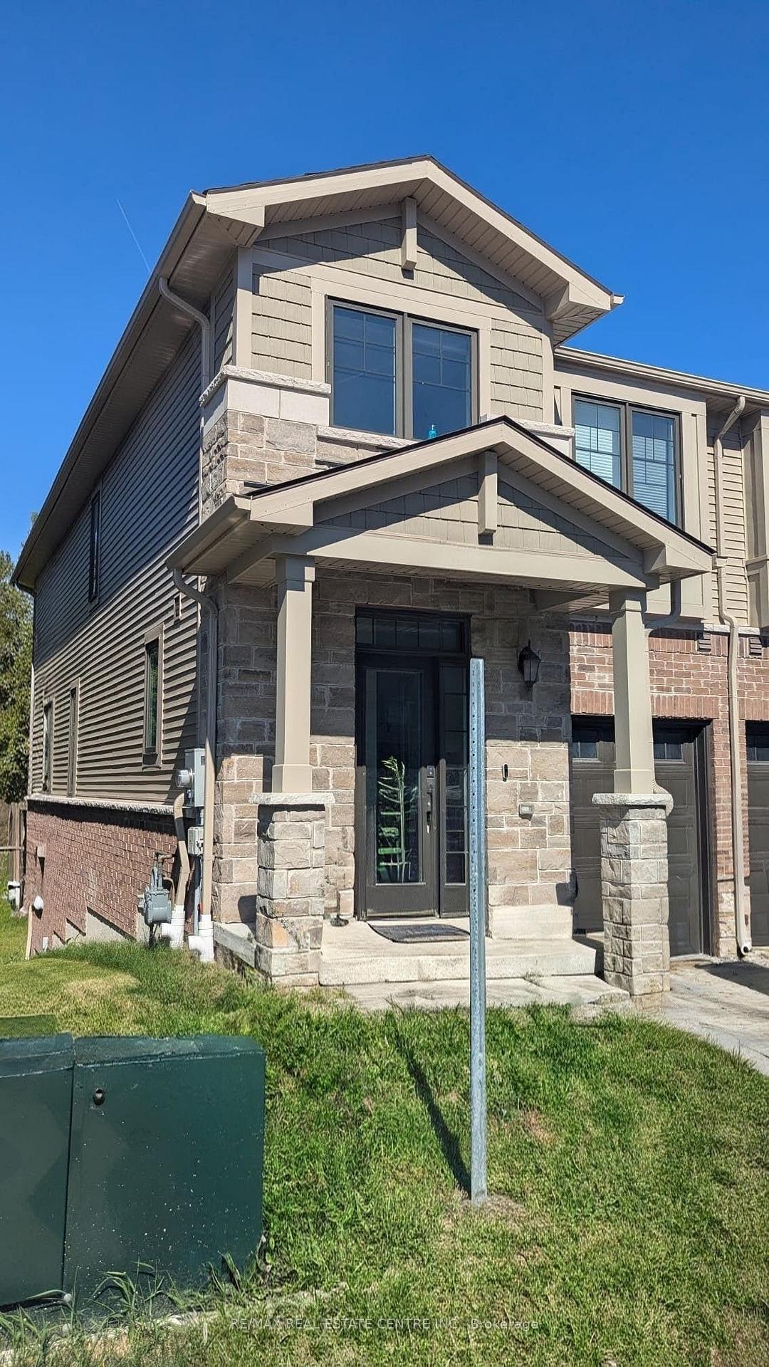 100-hollywood-court-cambridge-ontario-x13728362