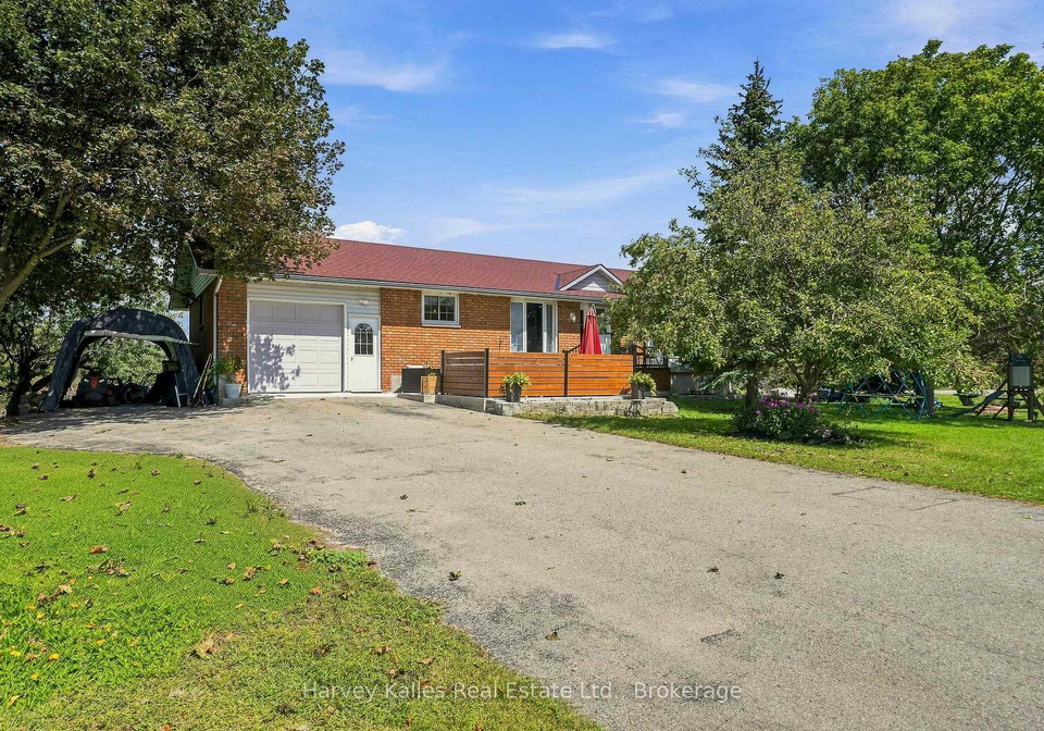 3437-county-road-2-prince-edward-county-ontario-x13728518