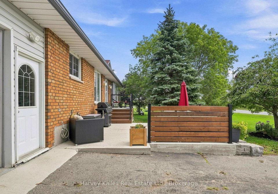 3437-county-road-2-prince-edward-county-ontario-x13728518