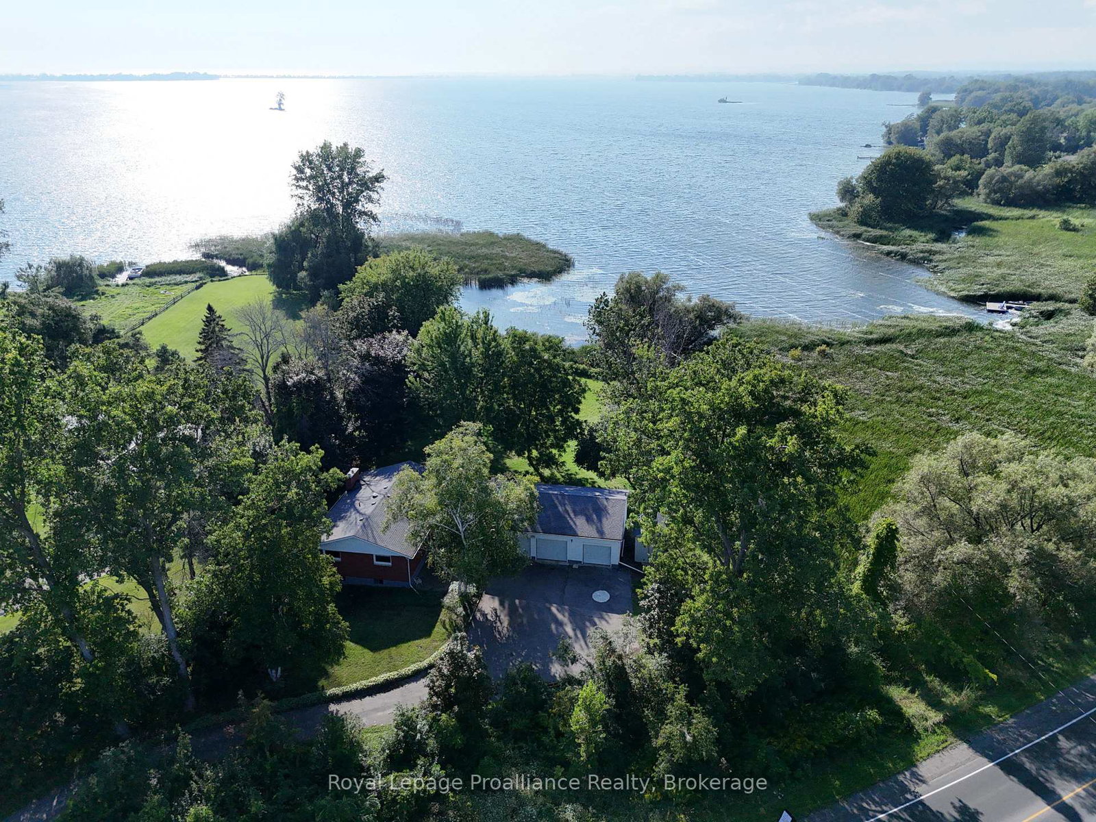 311e-county-road-29-prince-edward-county-ontario-x13728772