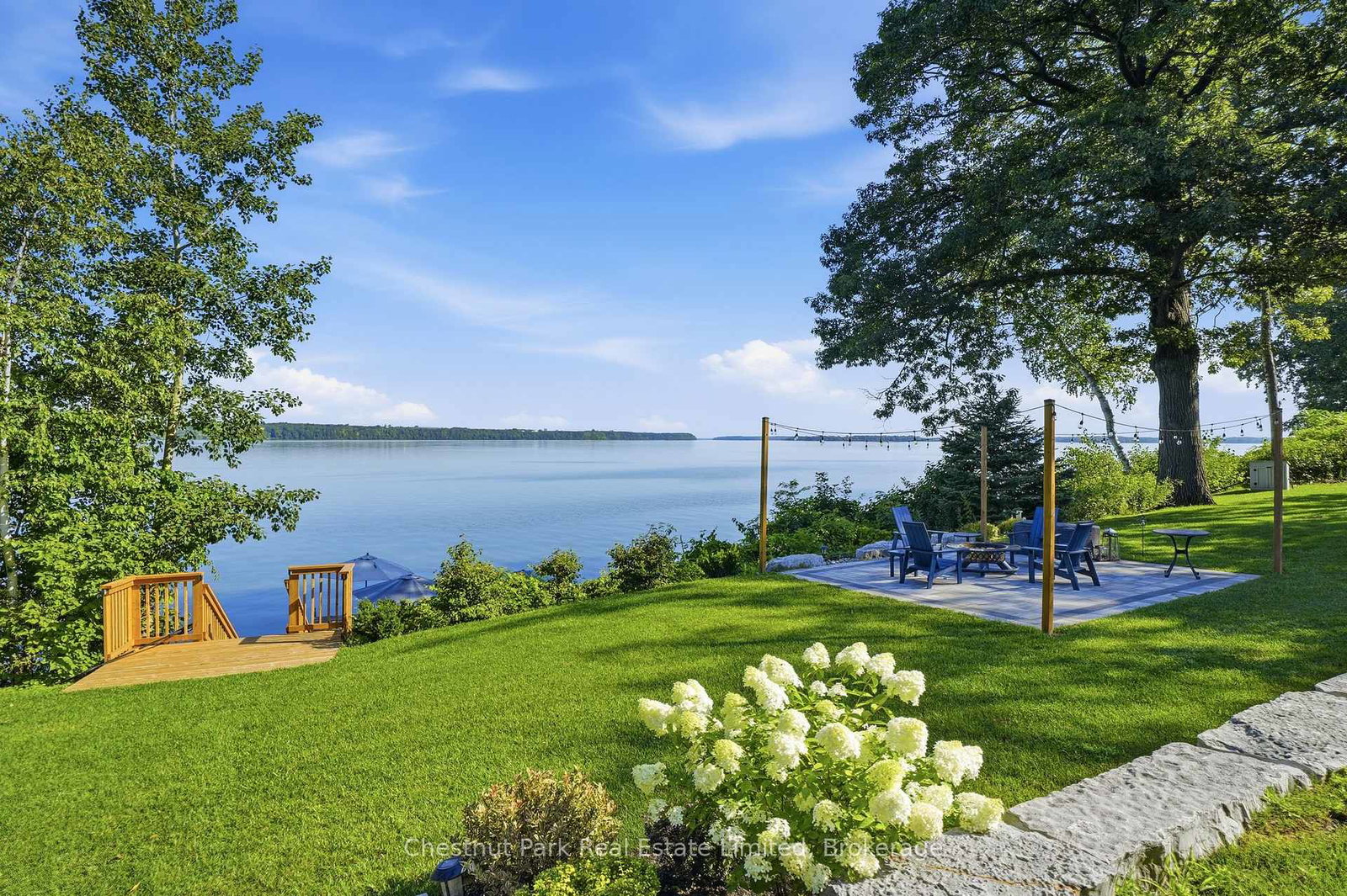 4-trumble-lane-prince-edward-county-ontario-x13728796