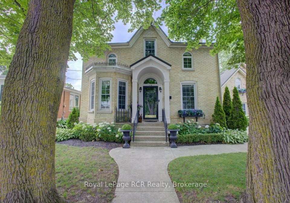 116-walton-street-wellington-north-ontario-x13729116