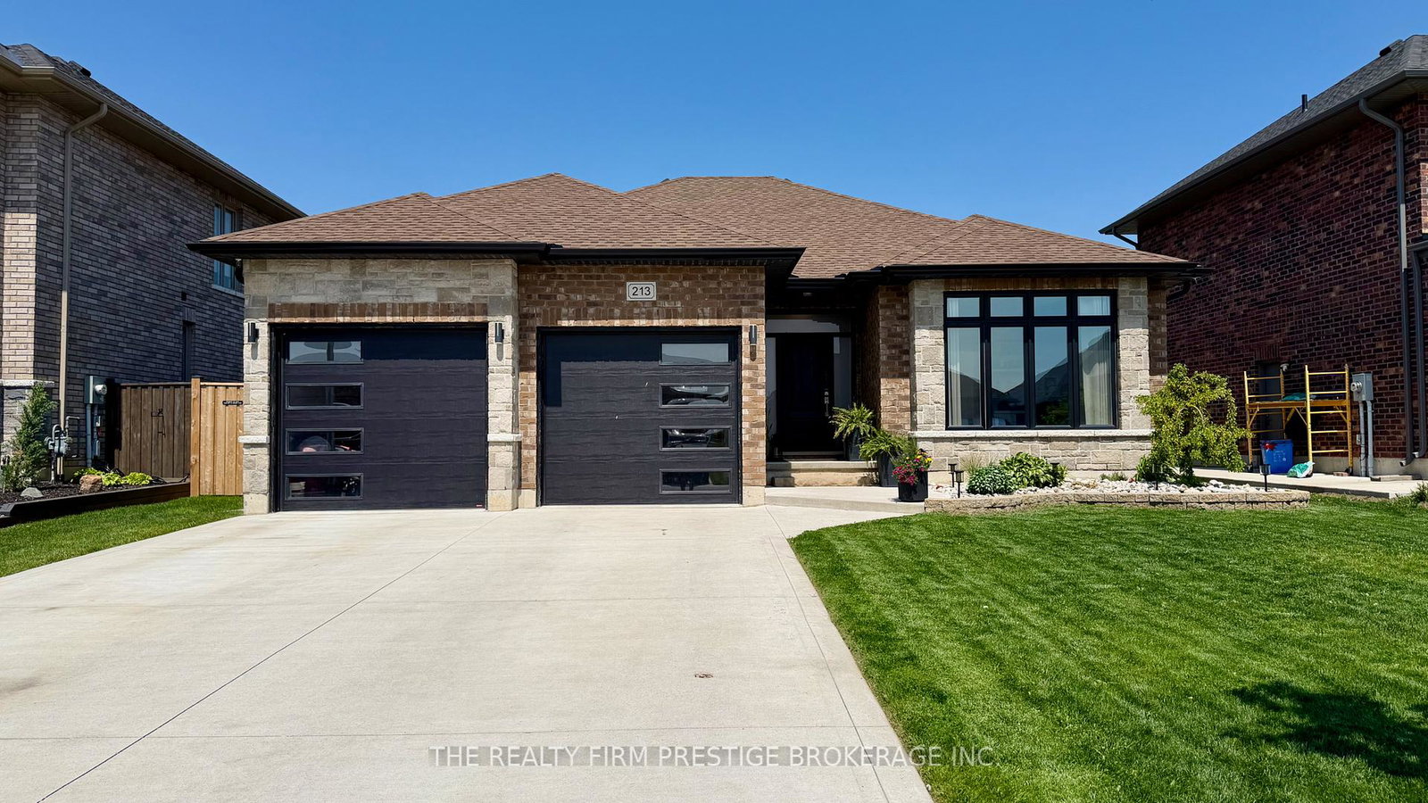 213-leitch-street-duttondunwich-ontario-x13729124