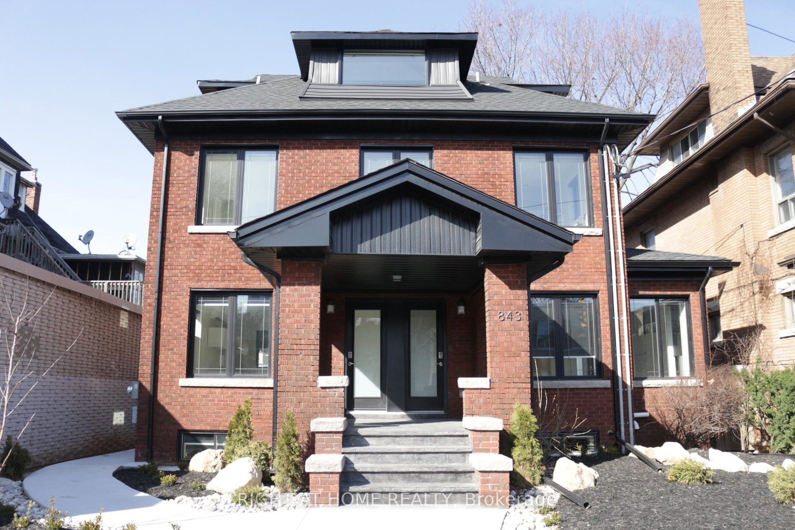 843-main-street-e-hamilton-ontario-x13729240