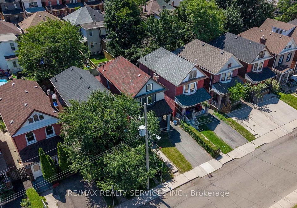 20-somerset-avenue-hamilton-ontario-x13729260