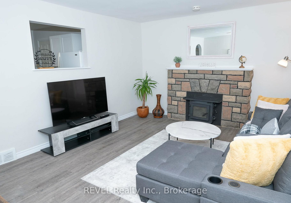 6482-mcleod-road-niagara-falls-ontario-x13729328