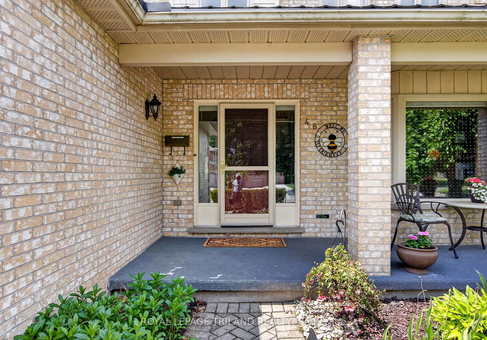 46-garden-walk-london-south-ontario-x13729446