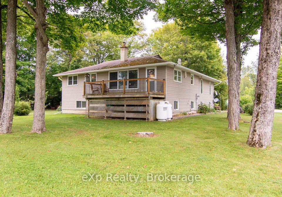 92-parkside-avenue-south-bruce-peninsula-ontario-x13729714