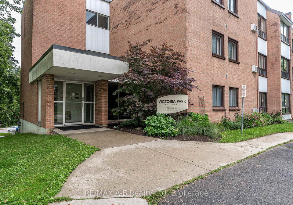 97-huron-street-stratford-ontario-x13729728