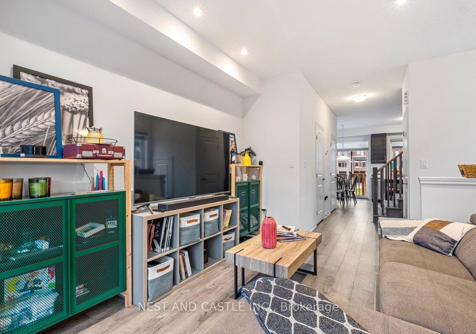 61-soho-street-hamilton-ontario-x13729882