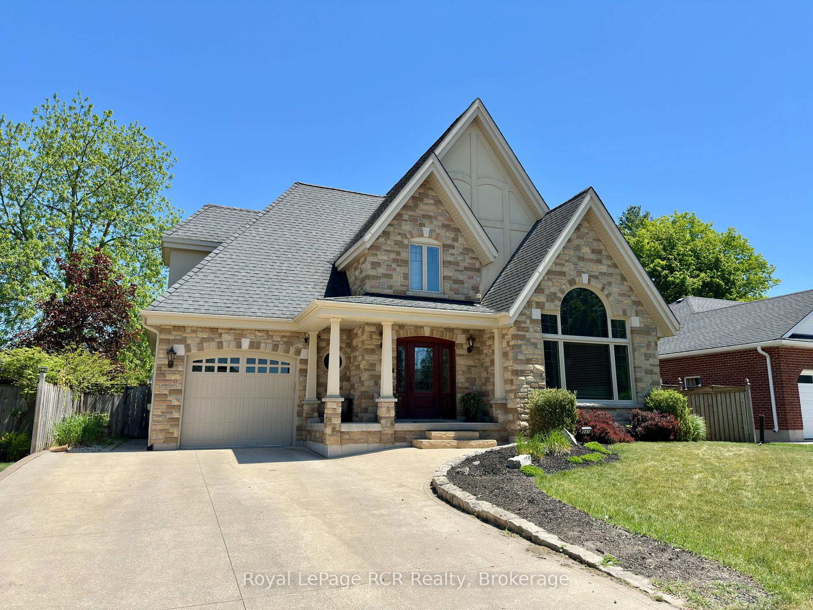 241-4th-street-crescent-hanover-ontario-x13730228