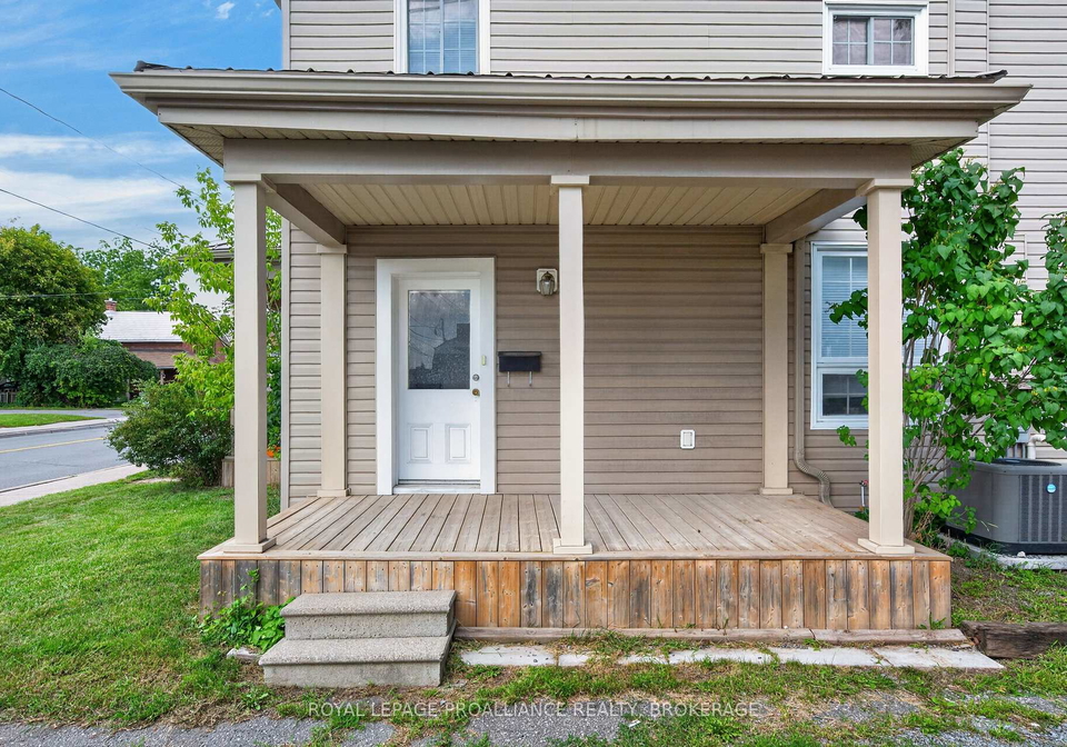 167-169-centre-street-n-greater-napanee-ontario-x13730350