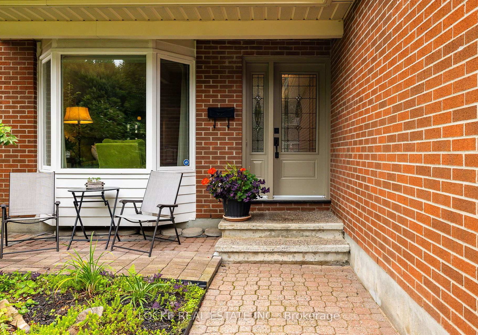 6068-ridgelea-place-ottawa-ontario-x13730360