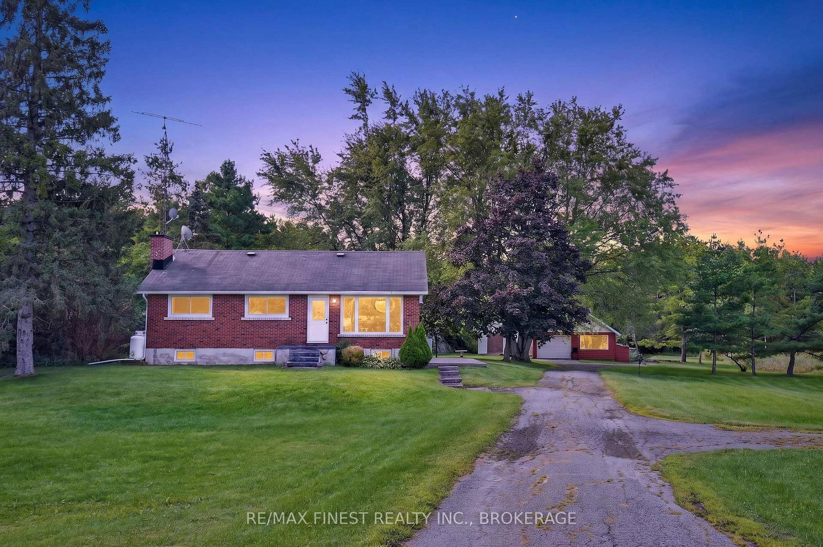 513-county-road-2-front-of-leeds-seeleys-bay-ontario-x13730432