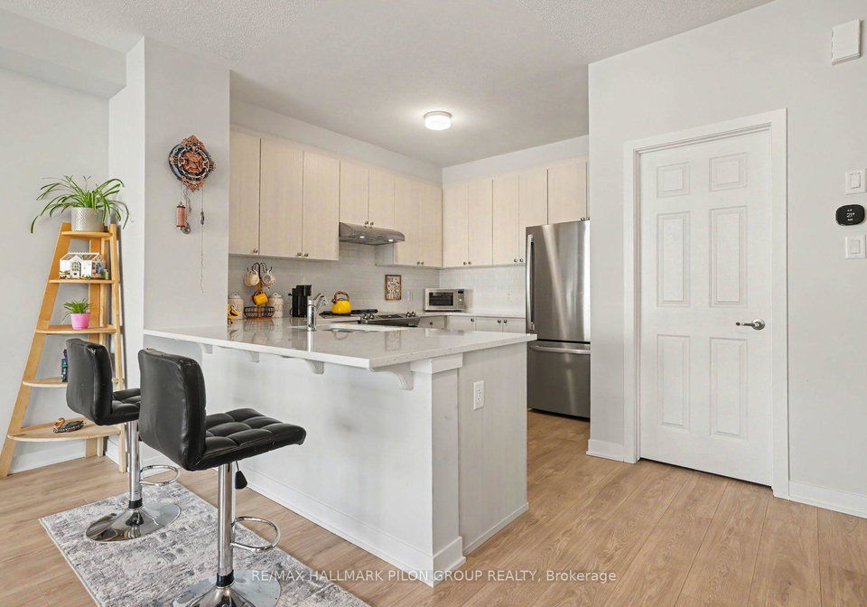 25-stitch-mews-ottawa-ontario-x13730578