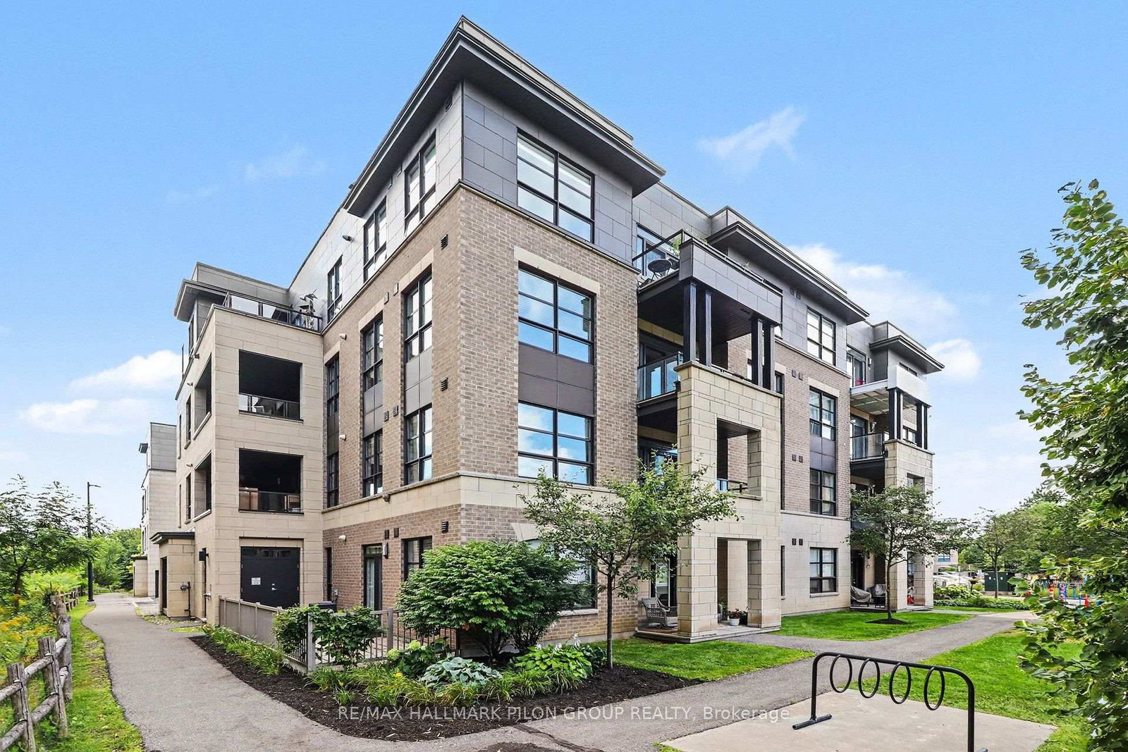 230-titanium-private-ottawa-ontario-x13730620