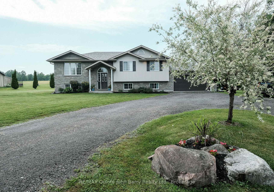 16566-highway-2-quinte-west-ontario-x13730644