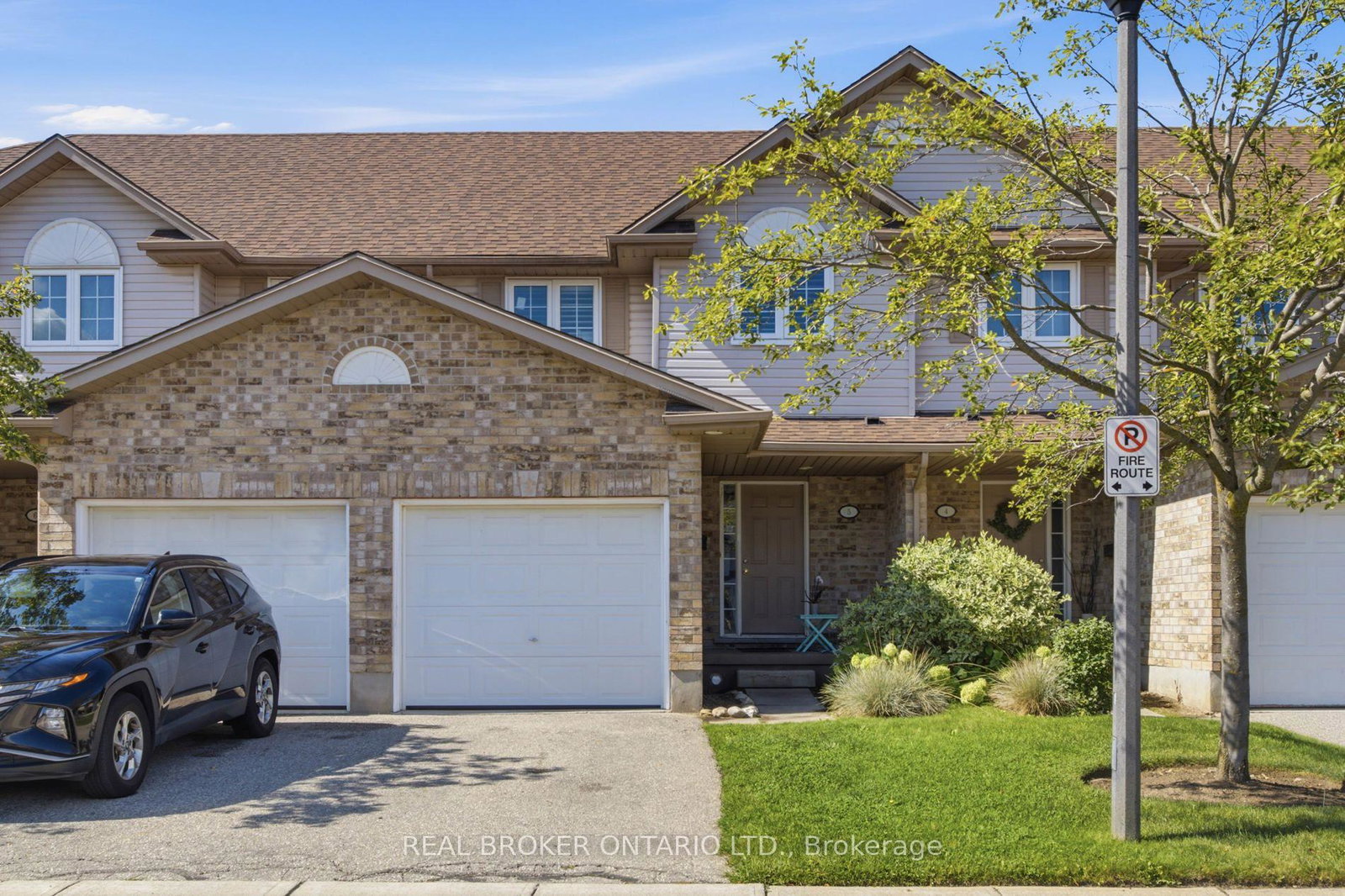 31-schroder-crescent-guelph-ontario-x13730700
