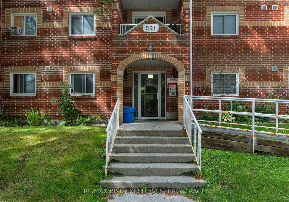 561-armstrong-road-kingston-ontario-x13730710