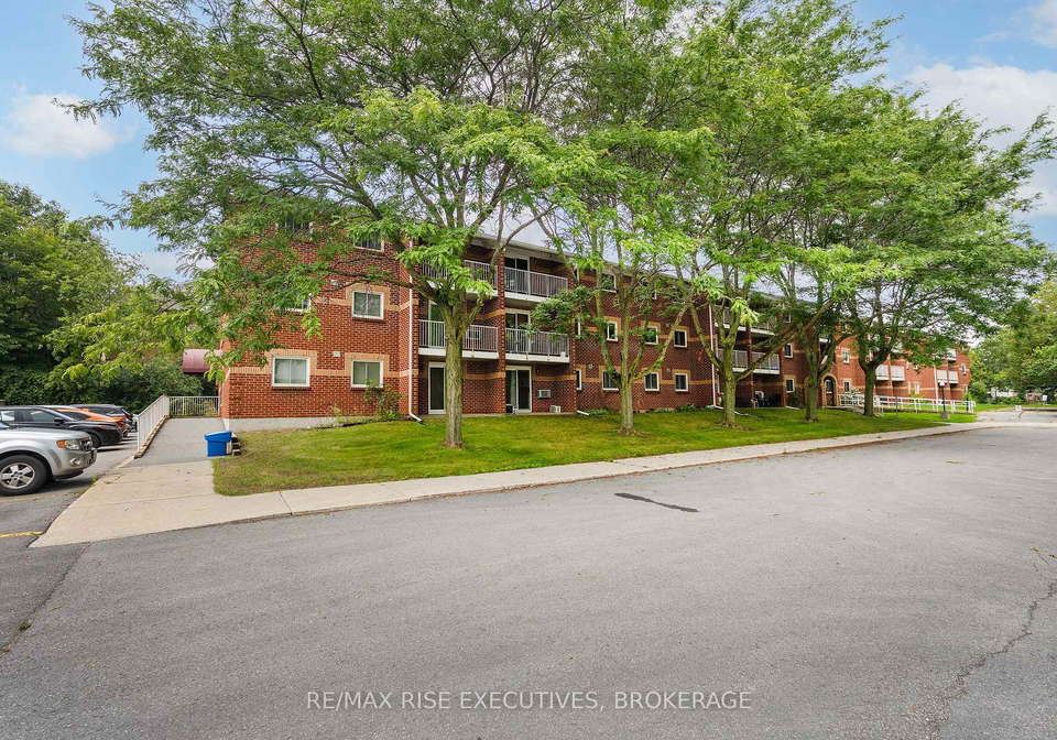 561-armstrong-road-kingston-ontario-x13730710