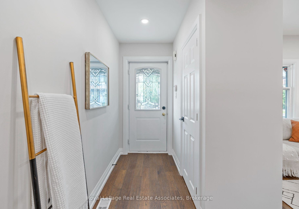 23-somerset-avenue-hamilton-ontario-x13730850