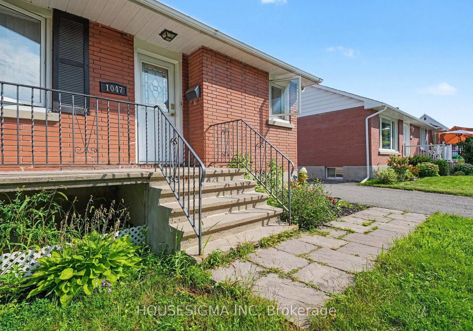 1047-richard-avenue-ottawa-ontario-x13730990