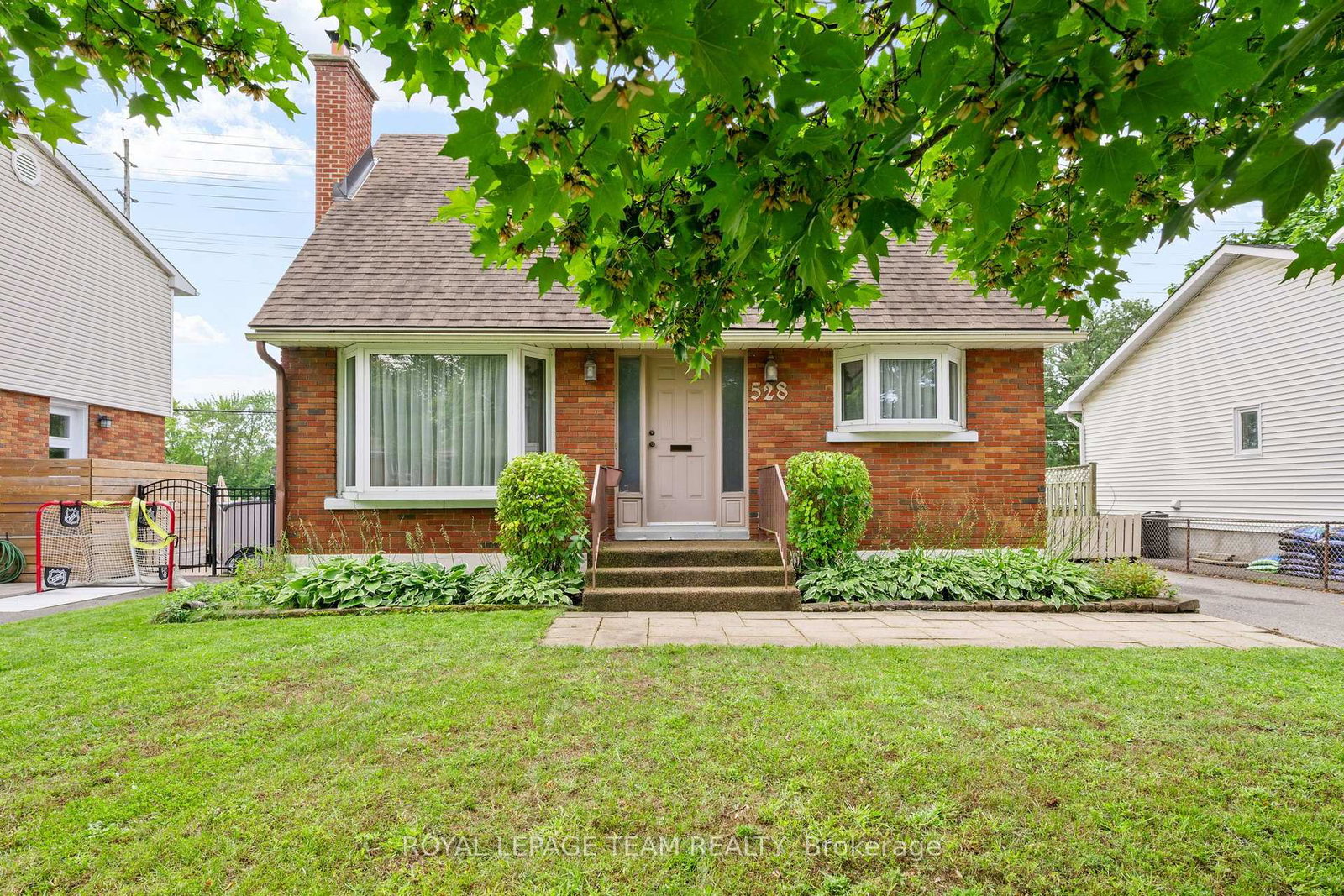 528-browning-avenue-ottawa-ontario-x13730996
