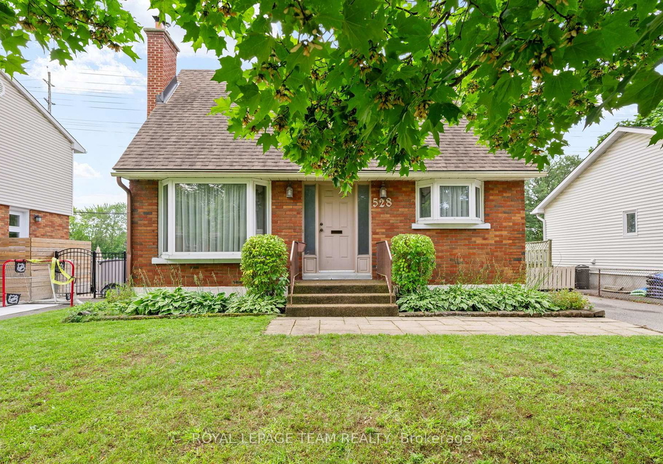 528-browning-avenue-ottawa-ontario-x13730996