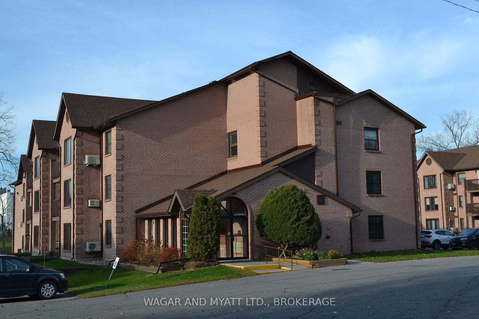 9-centre-street-s-greater-napanee-ontario-x13731070